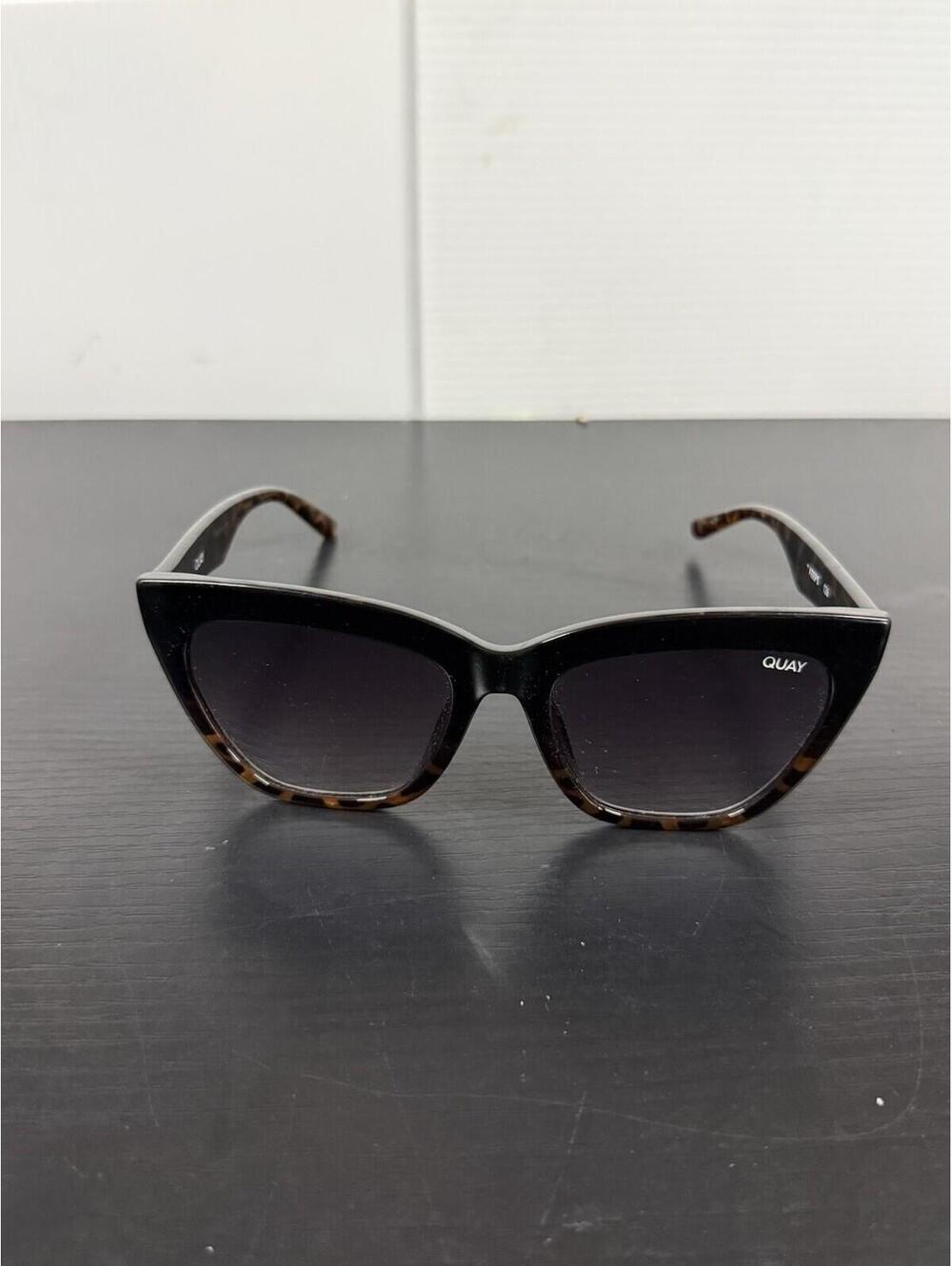 Quay Australia Keeps Cat Eye Sunglasses Tortoise Black Fade Slight Scratch